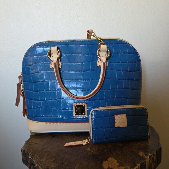 Dooney & Bourke Marine Blue Croco Embossed Zip Satchel & Wallet Set Leather Bag - Picture 7 of 16